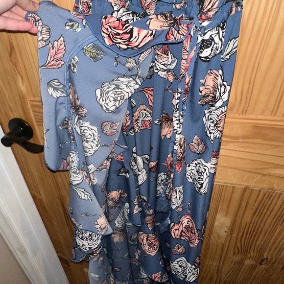 Blush Blue Floral Maxi Dress - Picture 5 of 7